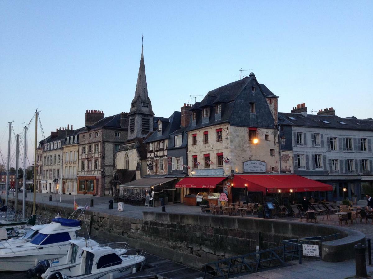 Un Petit Nid A Honfleur Leilighet Eksteriør bilde